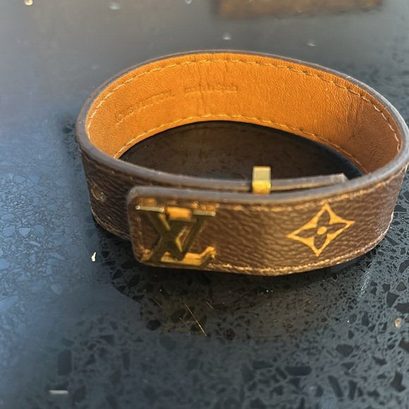 EUC Louis Vuitton Belt Bracelet - Picture 2 of 4